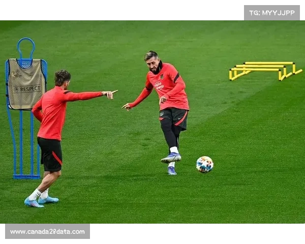 马德里竞技队赴荷兰客场进行赛前备战