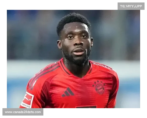 阿方索·戴维斯右膝前交叉韧带撕裂,拜仁后卫将缺席九个月 阿方索·戴维斯右膝前交叉韧带撕裂,拜仁后卫将缺席九个月